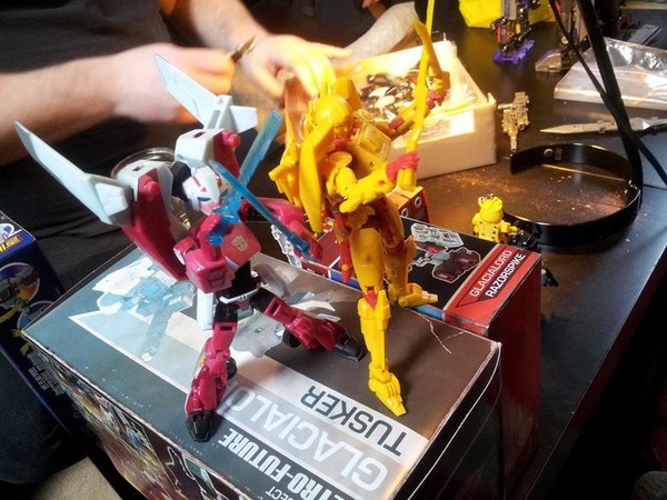 MasterMind Creations Azalea New Color Images From Not Arcee Figure Project  (2 of 7)
